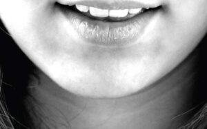 5 raisons pour lesquelles vous devriez utiliser un dentifrice naturel certifié biologique !